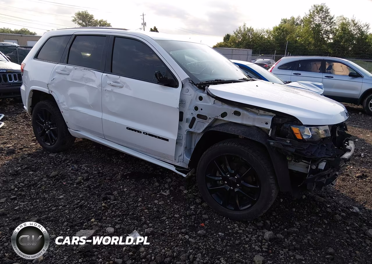 2017 Jeep Grand Cherokee Altitude 4X4 – zdjęcie 1 z 18