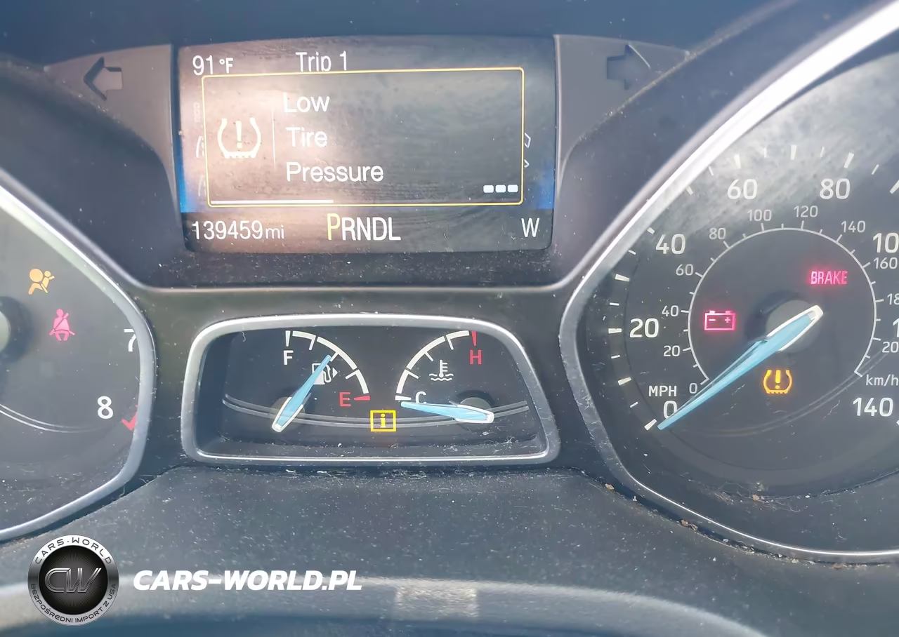 2018 Ford Focus Se VIN:1FADP3F23JL320037 - 7
