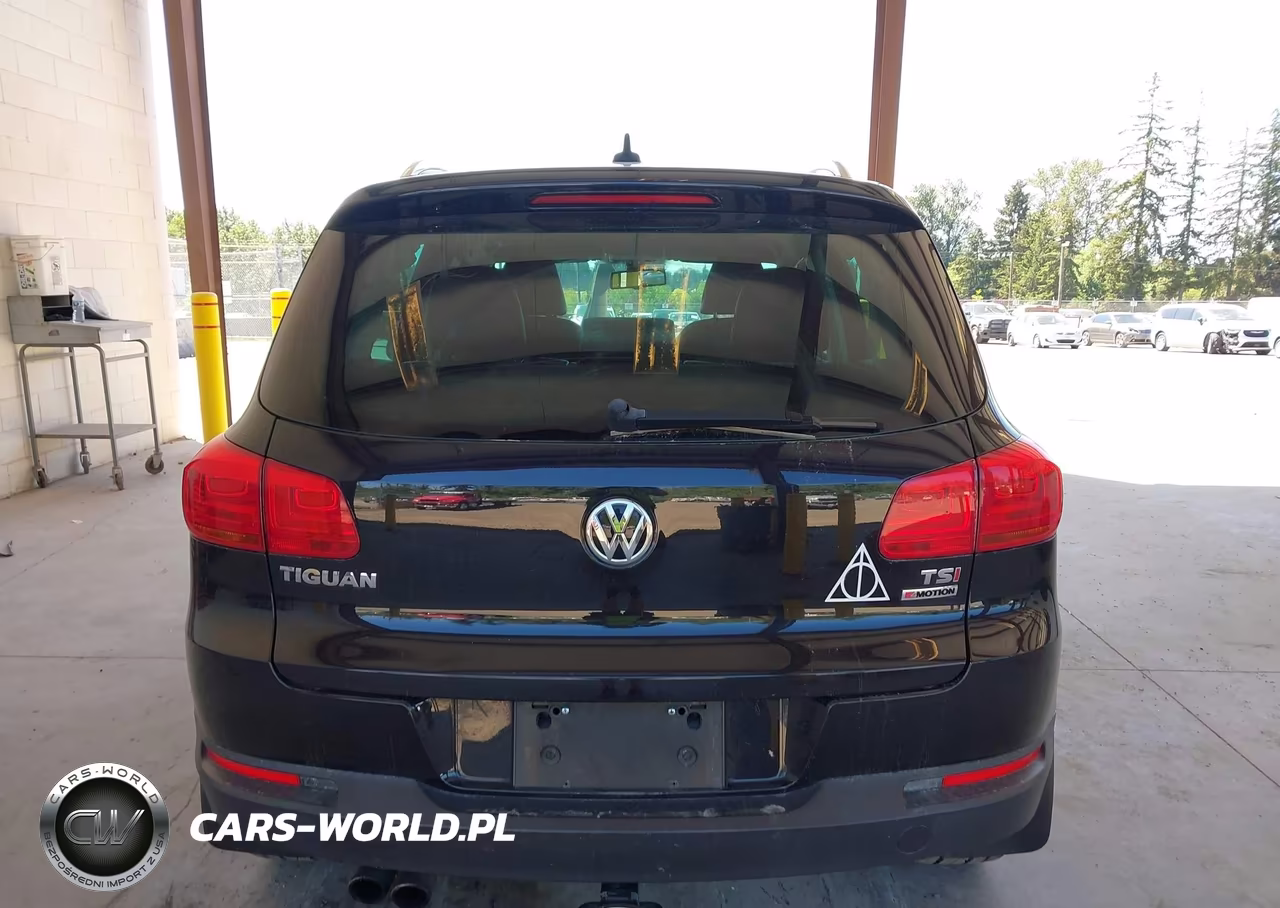2017 Volkswagen Tiguan 2.0T Wolfsburg Edition VIN:WVGSV7AX5HK011277 - 16