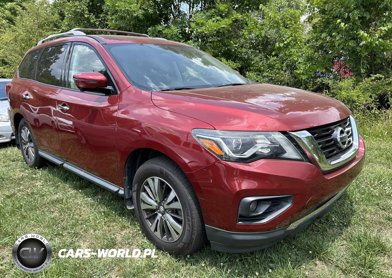 2017 Nissan Pathfinder Sl