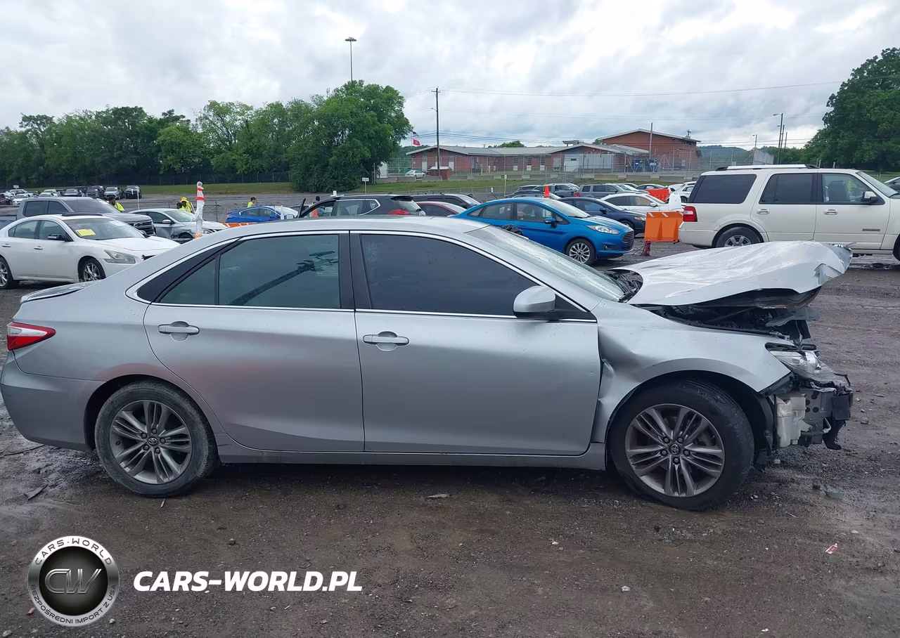 2016 Toyota Camry Se VIN:4T1BF1FK2GU194373 - 12