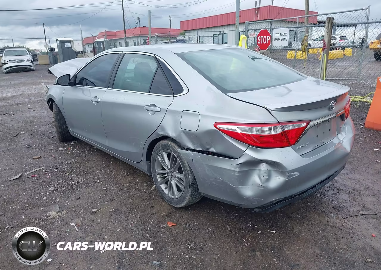 2016 Toyota Camry Se VIN:4T1BF1FK2GU194373 - 3