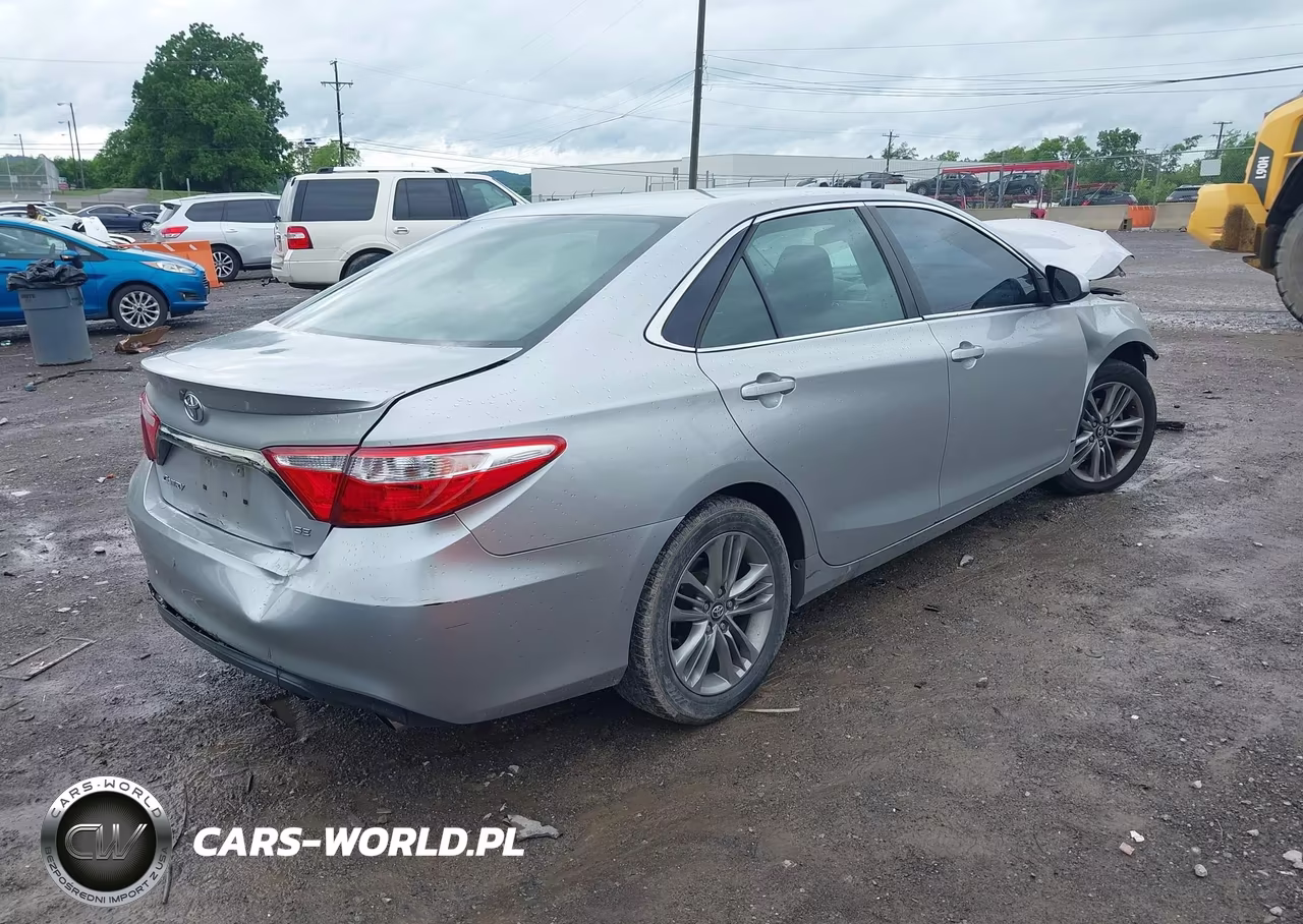 2016 Toyota Camry Se VIN:4T1BF1FK2GU194373 - 4
