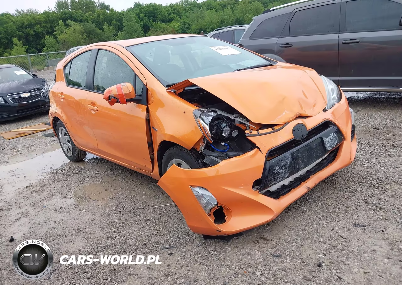 2015 Toyota Prius C Two