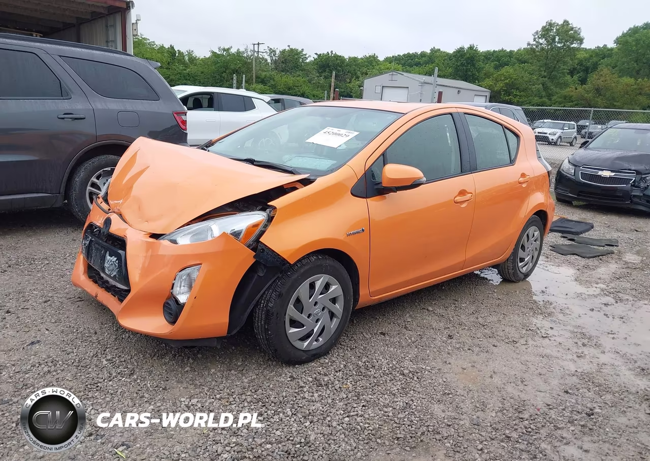 2015 Toyota Prius C Two VIN:JTDKDTB39F1092413 - 2