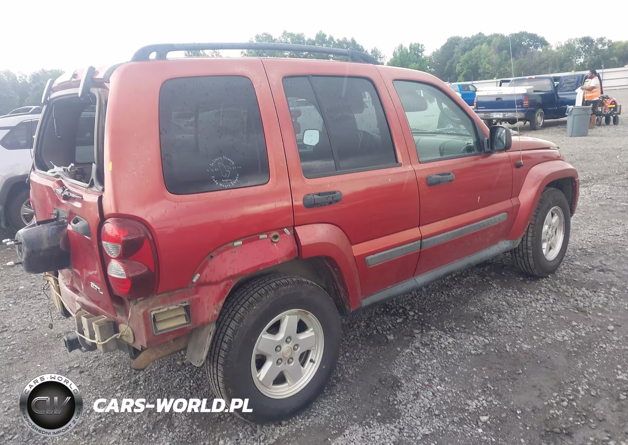 2007 Jeep Liberty Sport VIN:1J4GK48K57W713015 - 4