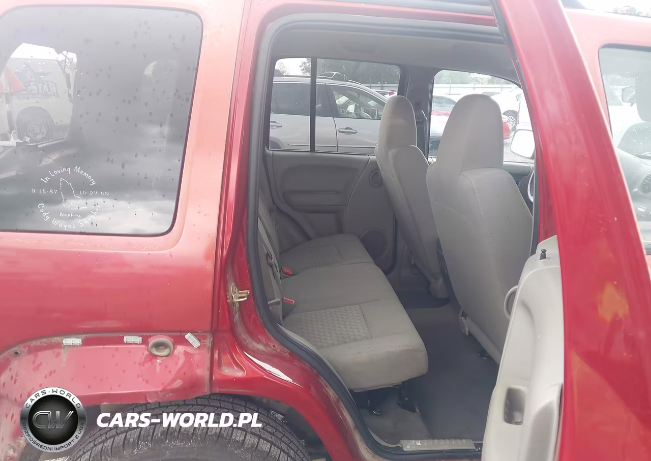 2007 Jeep Liberty Sport VIN:1J4GK48K57W713015 - 8