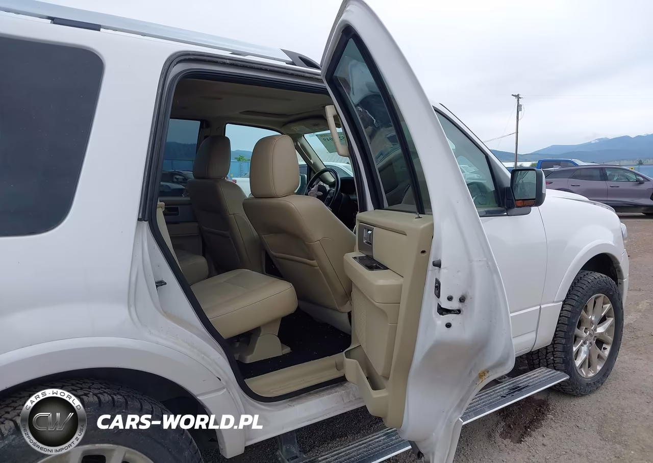 2015 Ford Expedition Limited VIN:1FMJU2AT4FEF36289 - 8