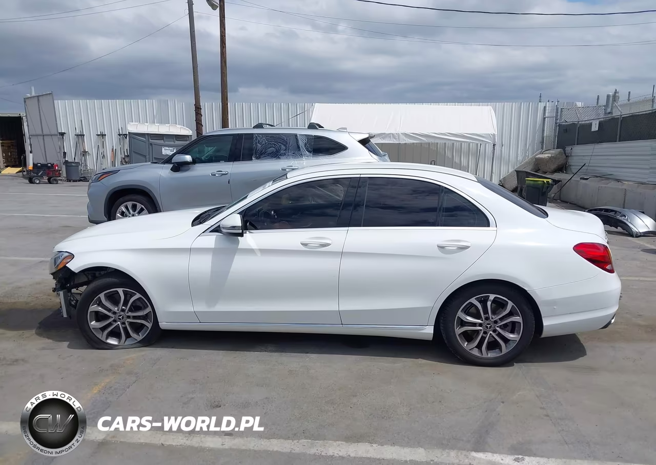 2017 Mercedes-Benz C 300 VIN:55SWF4JB2HU233423 - 14