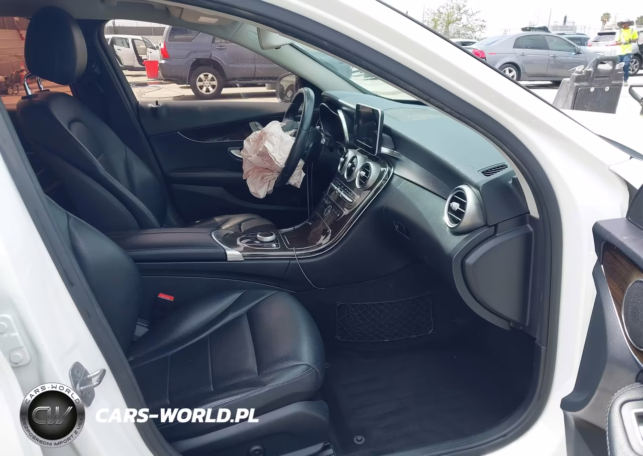 2017 Mercedes-Benz C 300 VIN:55SWF4JB2HU233423 - 5
