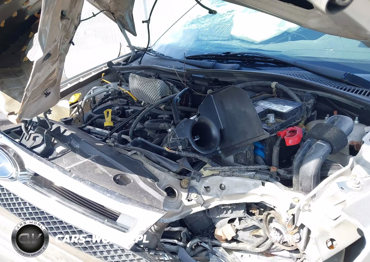 2008 Ford Focus Se-Ses VIN:1FAHP35N58W258954 - 10