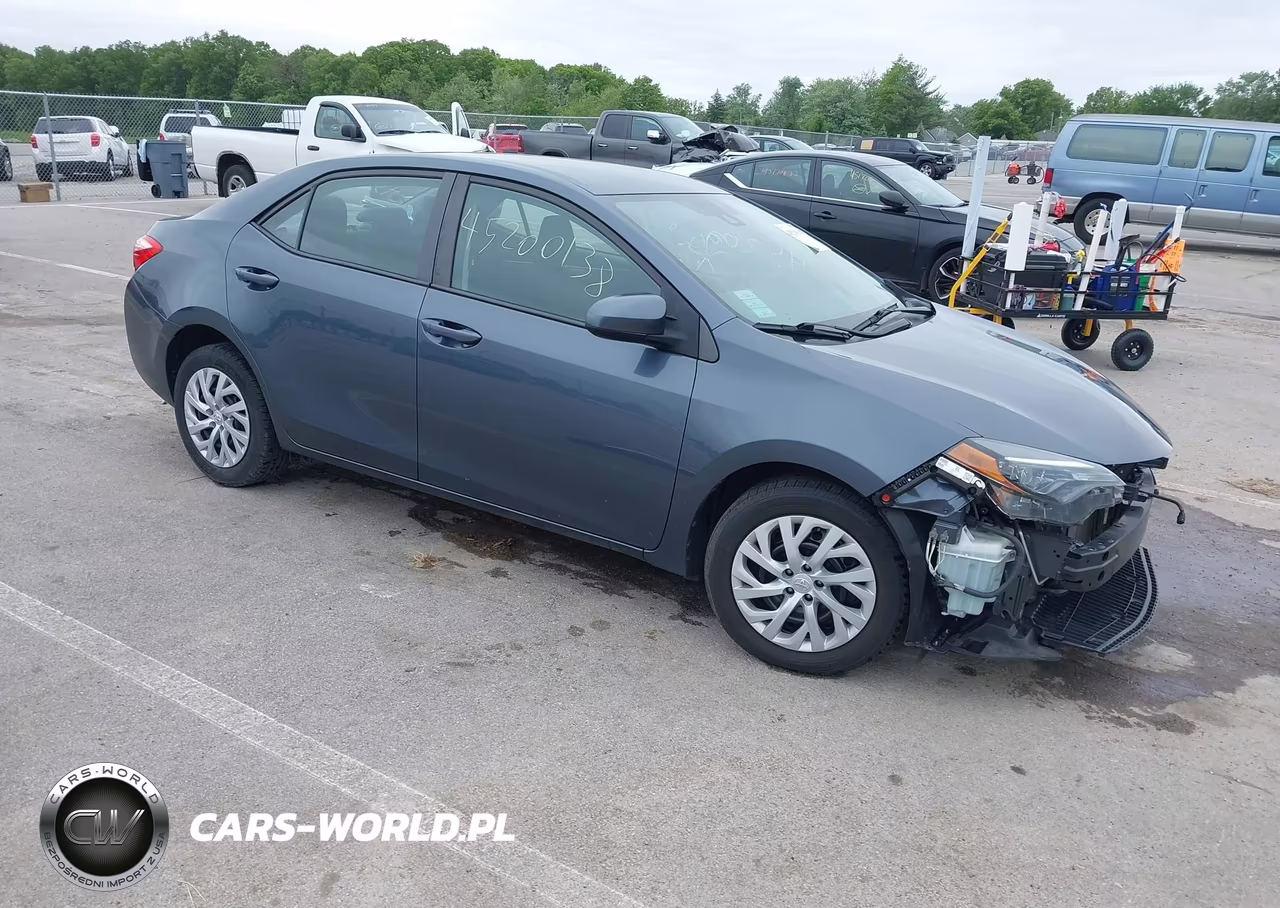 2018 Toyota Corolla Le – zdjęcie 1 z 17