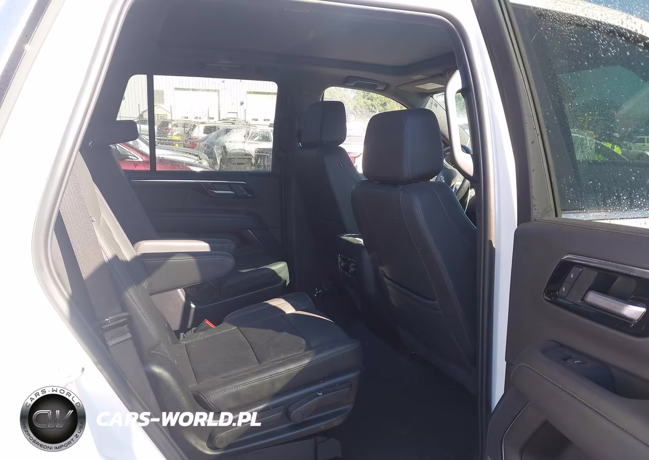 2025 Chevrolet Tahoe 4Wd Lt VIN:1GNS6NRD9SR214369 - 8