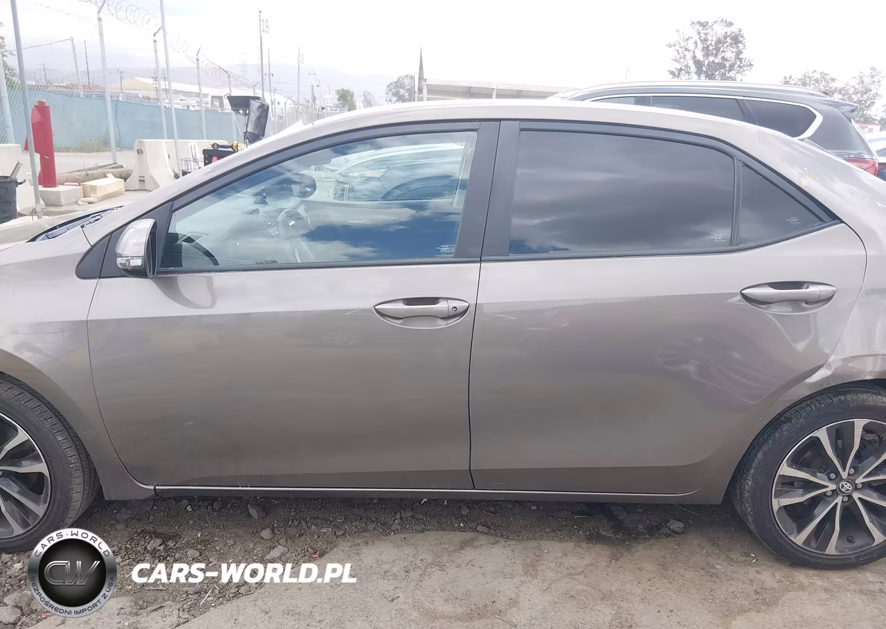 2017 Toyota Corolla Se VIN:5YFBURHE1HP636123 - 14