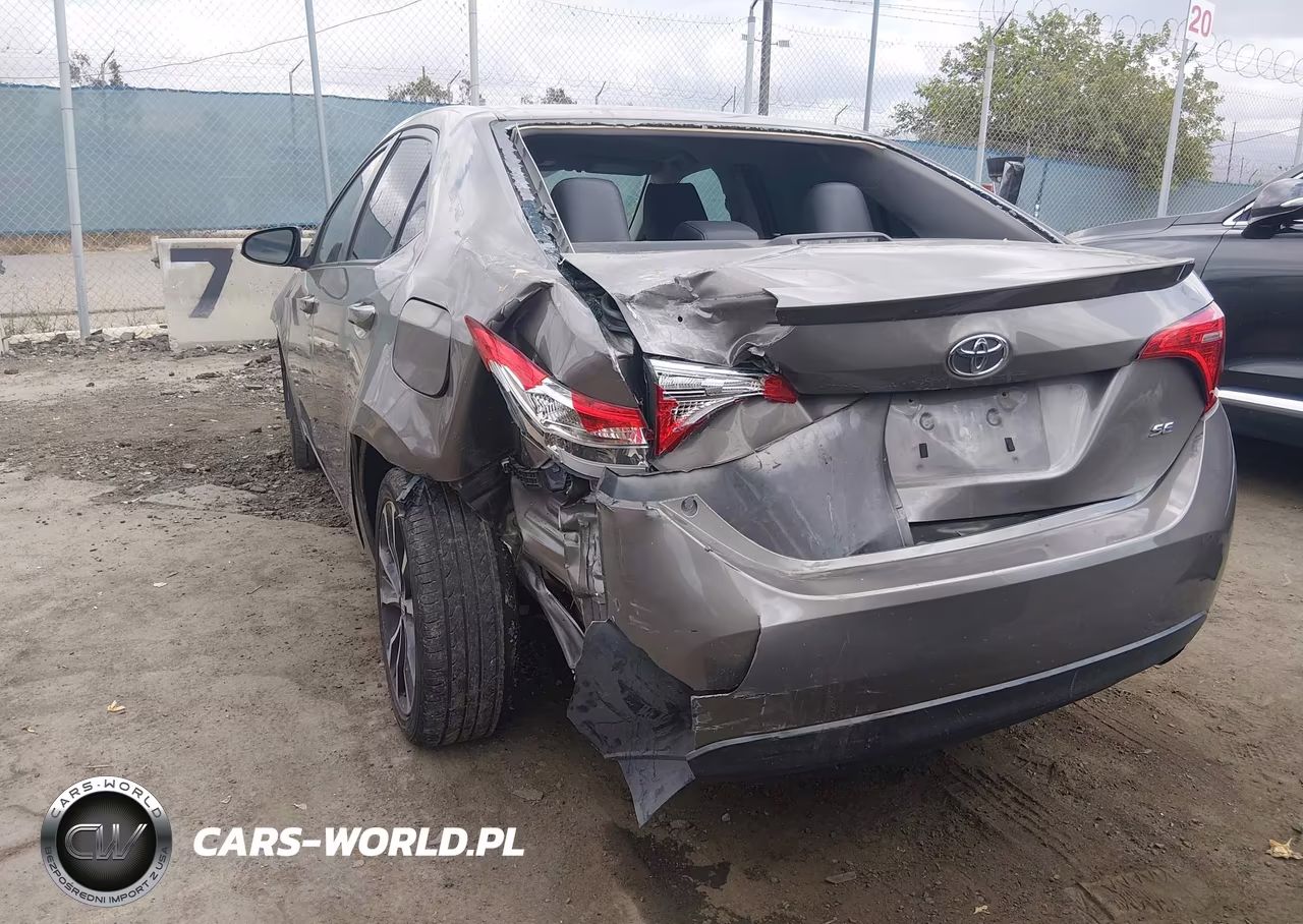 2017 Toyota Corolla Se VIN:5YFBURHE1HP636123 - 3