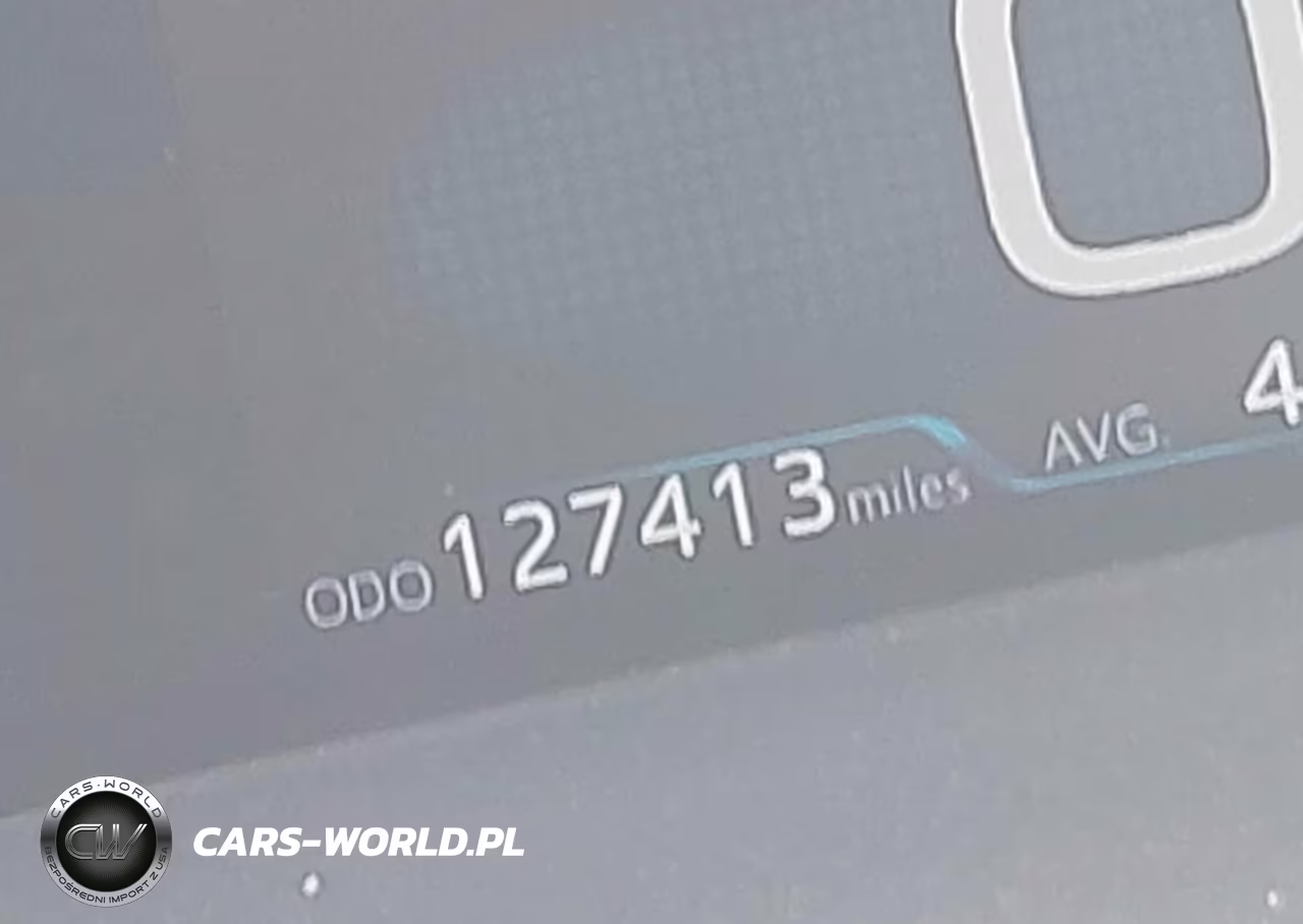 2016 Toyota Prius Three VIN:JTDKARFU3G3516656 - 15