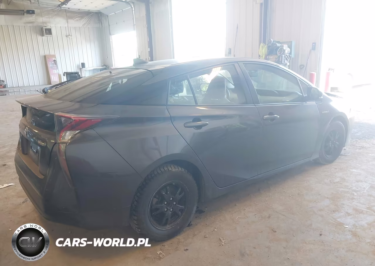2016 Toyota Prius Three VIN:JTDKARFU3G3516656 - 4