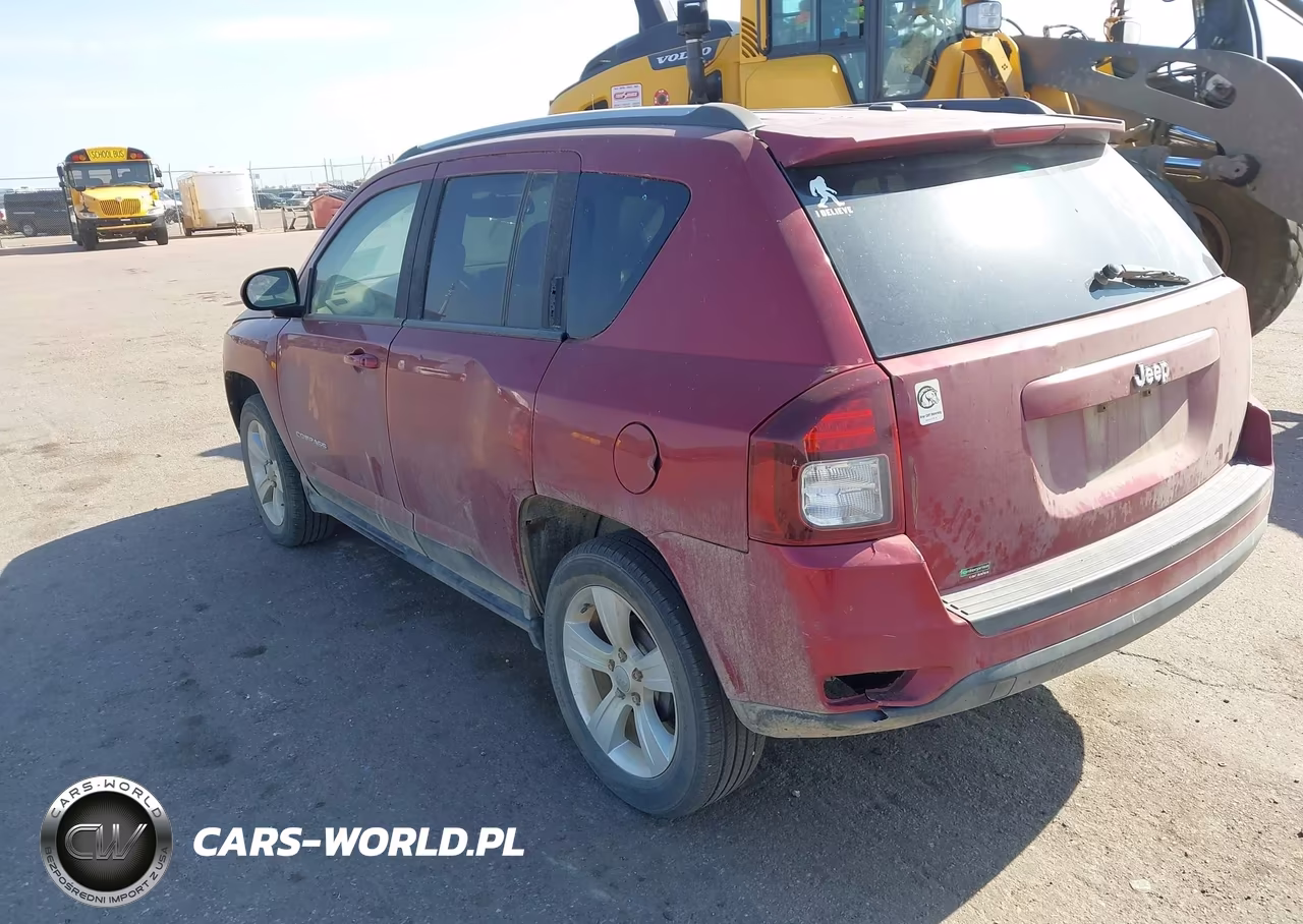 2016 Jeep Compass Sport VIN:1C4NJCBA3GD681574 - 3