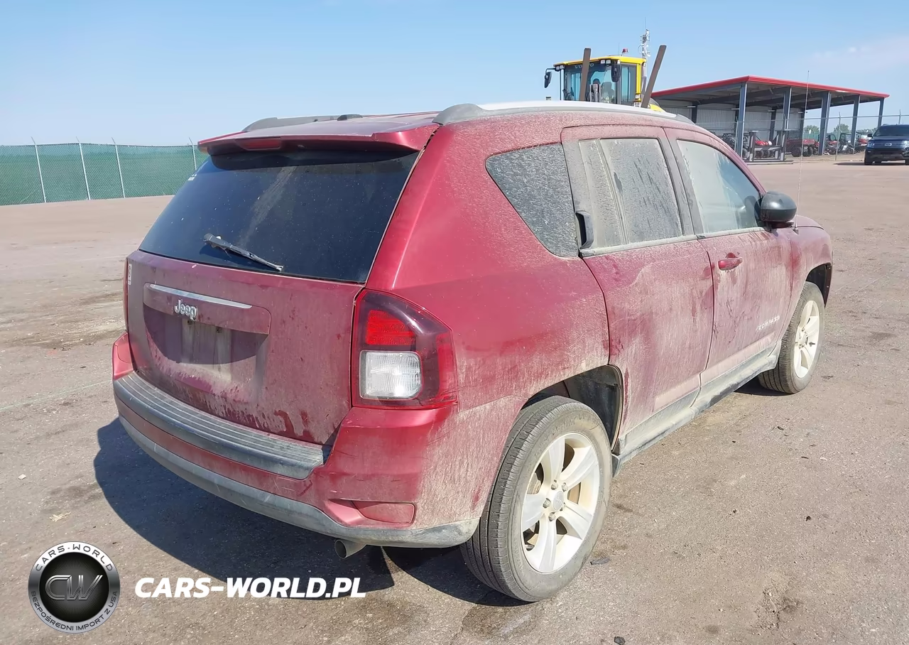 2016 Jeep Compass Sport VIN:1C4NJCBA3GD681574 - 4