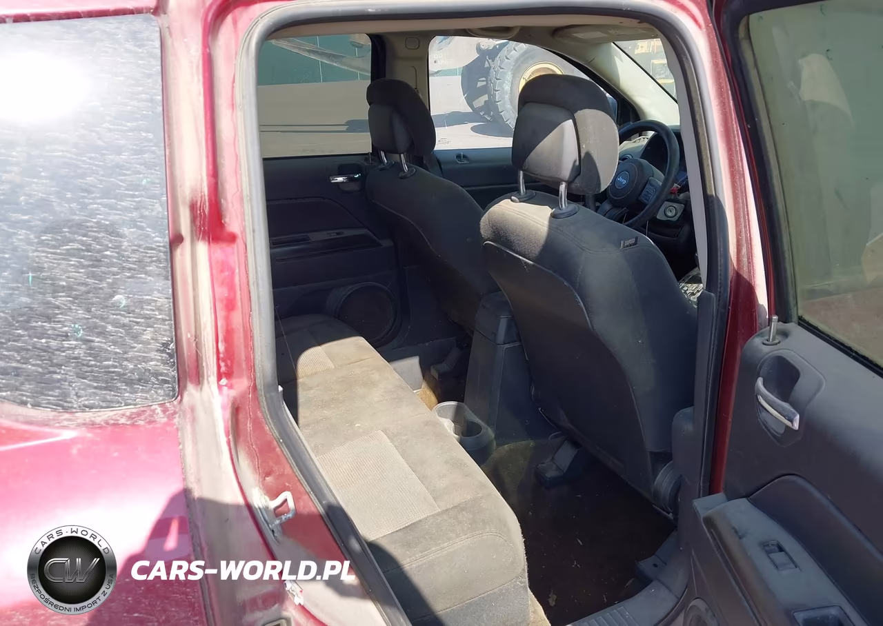 2016 Jeep Compass Sport VIN:1C4NJCBA3GD681574 - 8