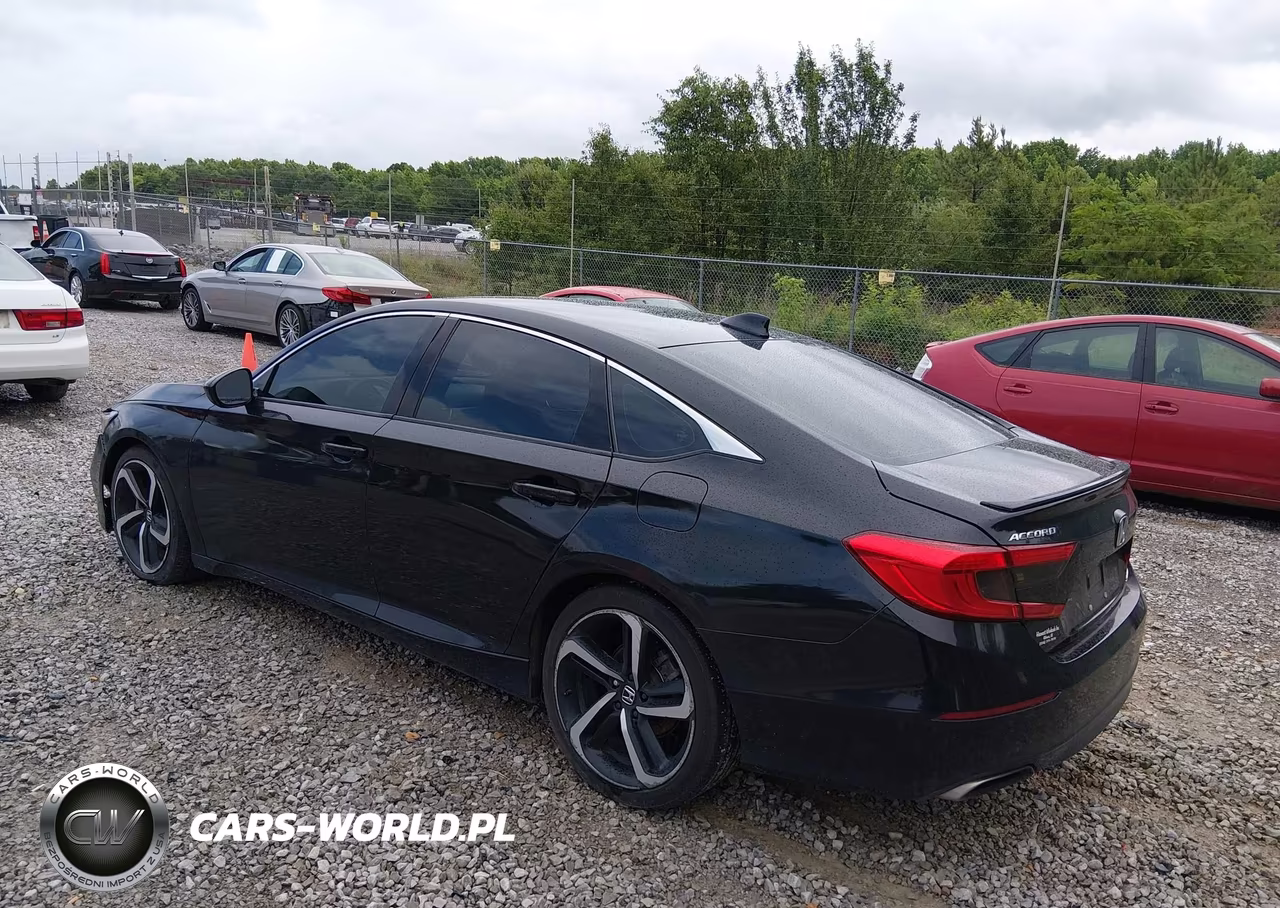 2019 Honda Accord Sport VIN:1HGCV1F31KA069638 - 3