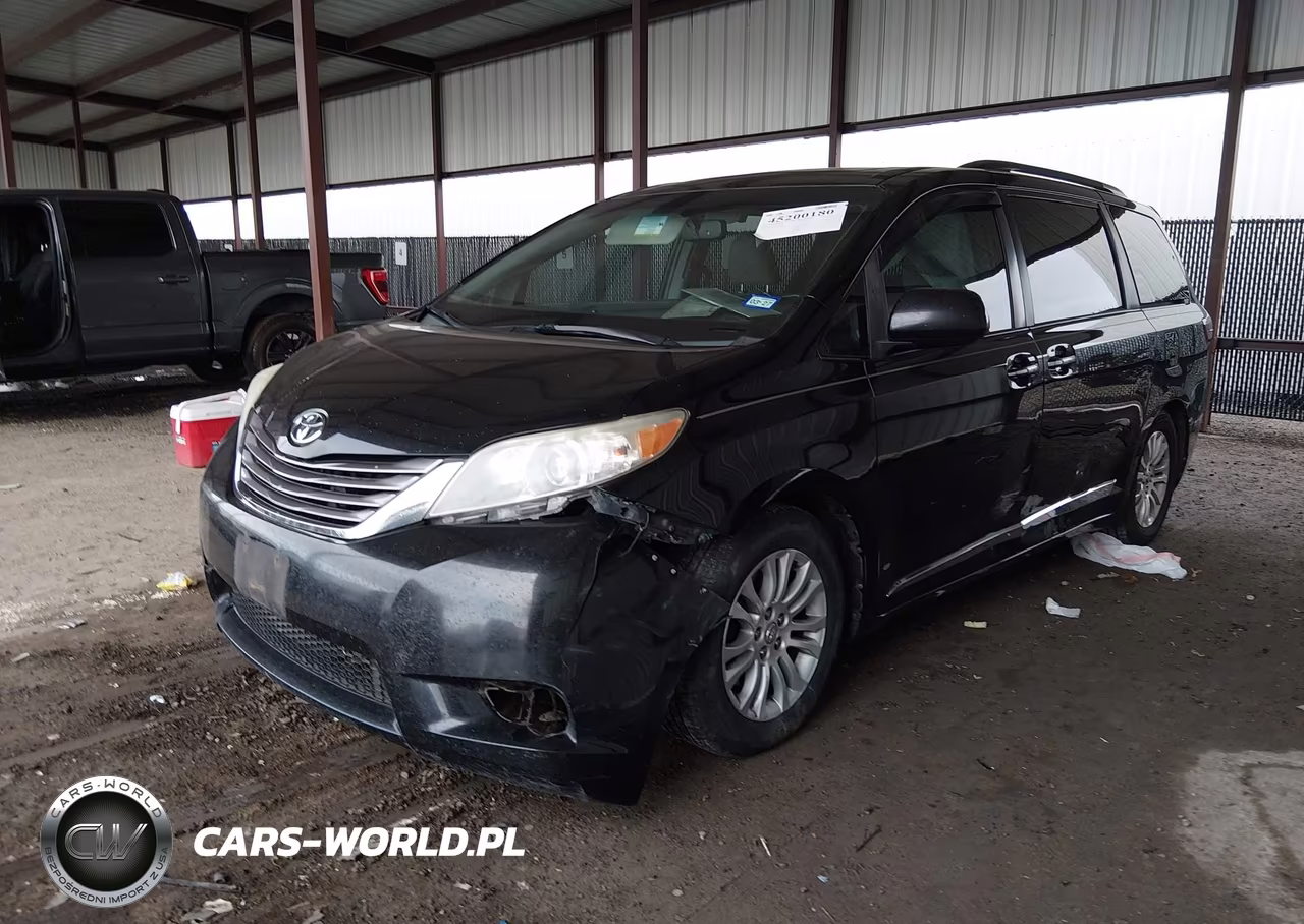 2015 Toyota Sienna Xle 8 Passenger VIN:5TDYK3DC3FS608815 - 2