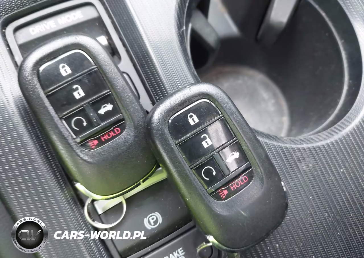 2022 Honda Civic Touring VIN:2HGFE1F93NH305276 - 11