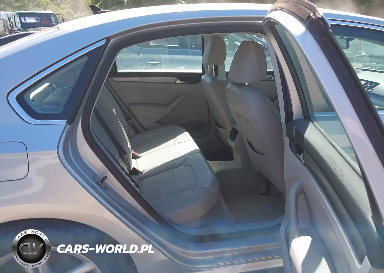 2014 Volkswagen Passat 2.0L Tdi Se VIN:1VWBN7A37EC091380 - 8
