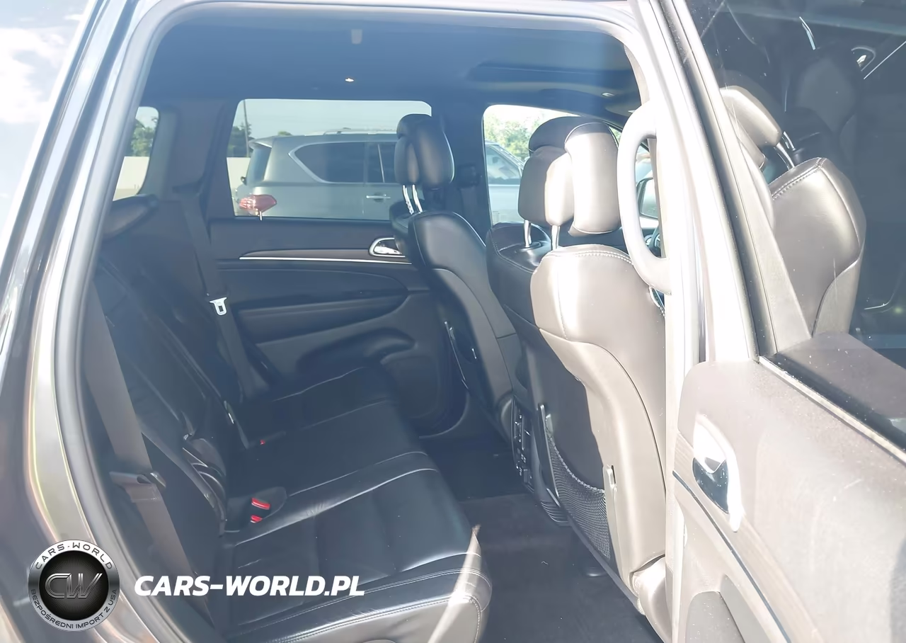 2018 Jeep Grand Cherokee Limited 4X2 VIN:1C4RJEBG6JC301383 - 8