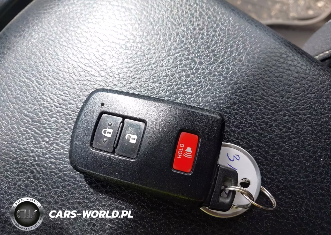 2017 Toyota Rav4 Hybrid Xle VIN:JTMRJREVXHD148254 - 11