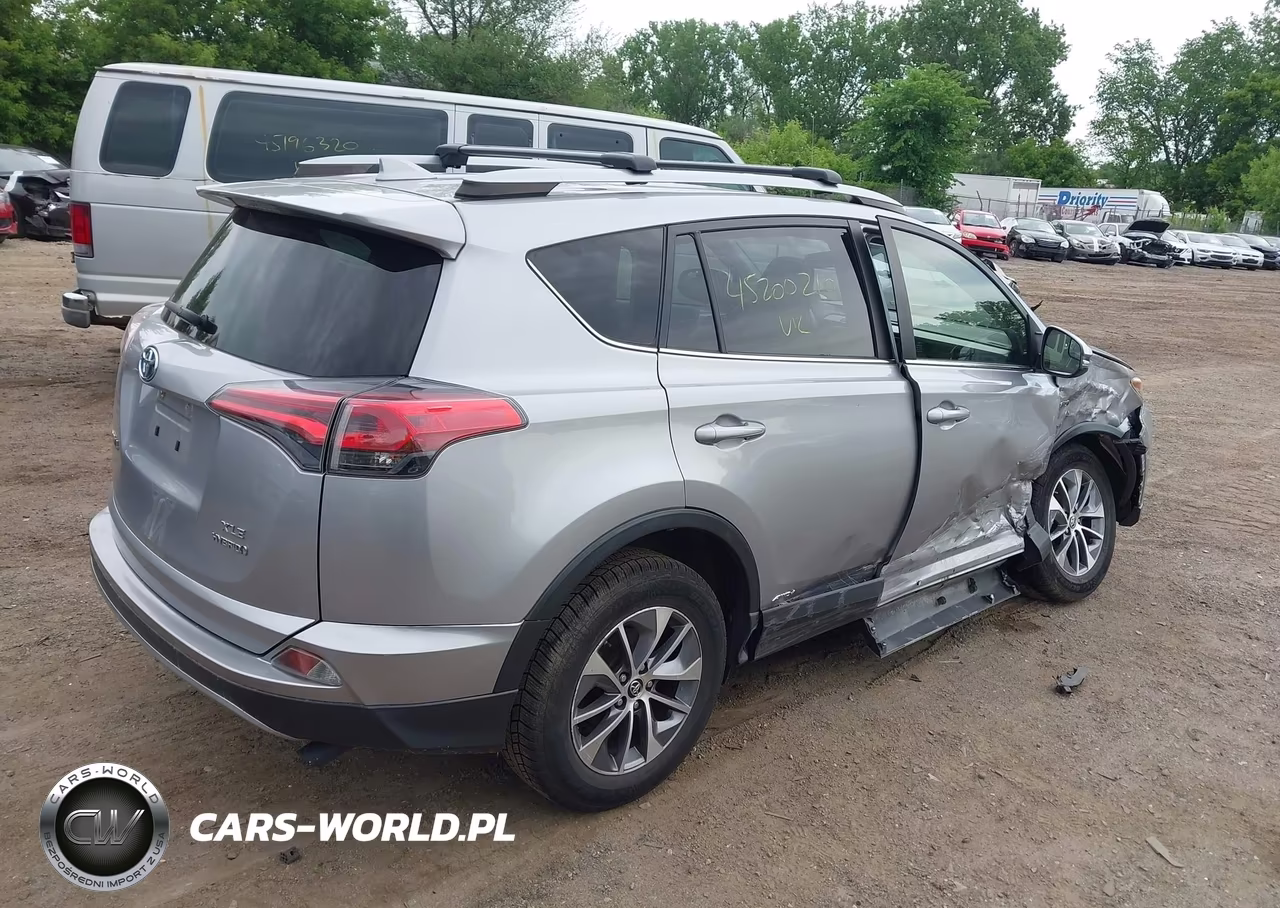 2017 Toyota Rav4 Hybrid Xle VIN:JTMRJREVXHD148254 - 4