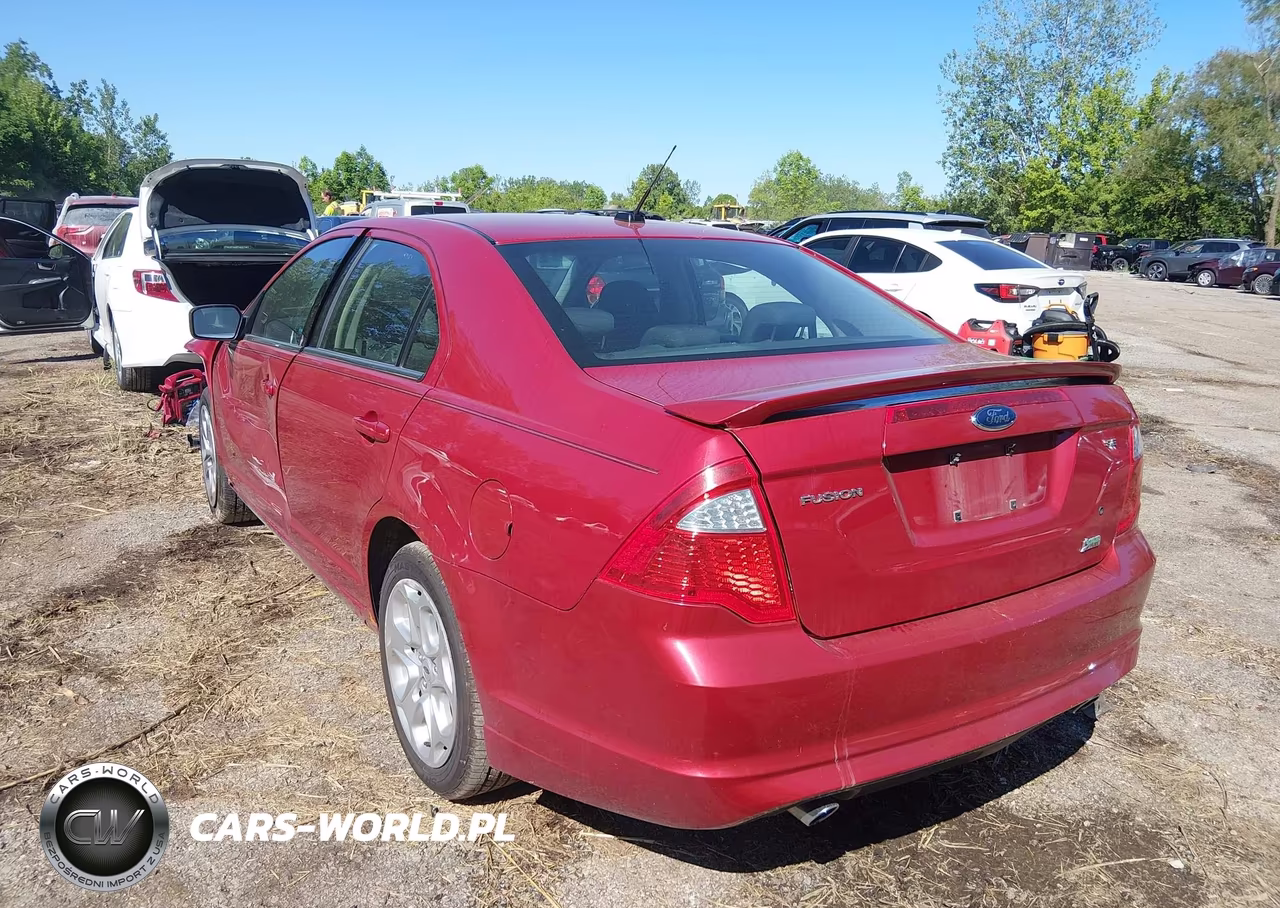 2010 Ford Fusion Se VIN:3FAHP0HG1AR193699 - 3