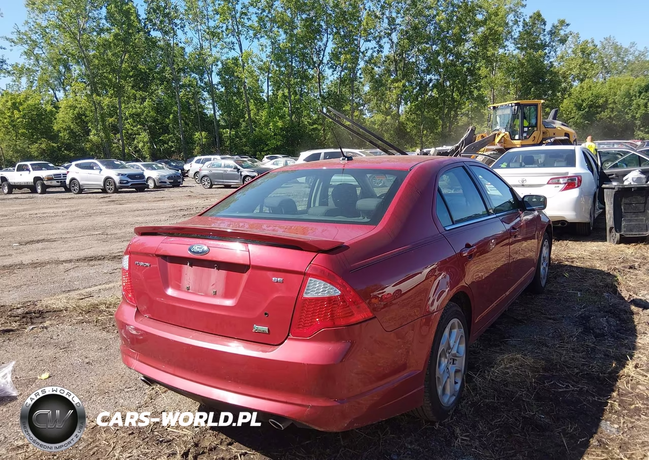 2010 Ford Fusion Se VIN:3FAHP0HG1AR193699 - 4