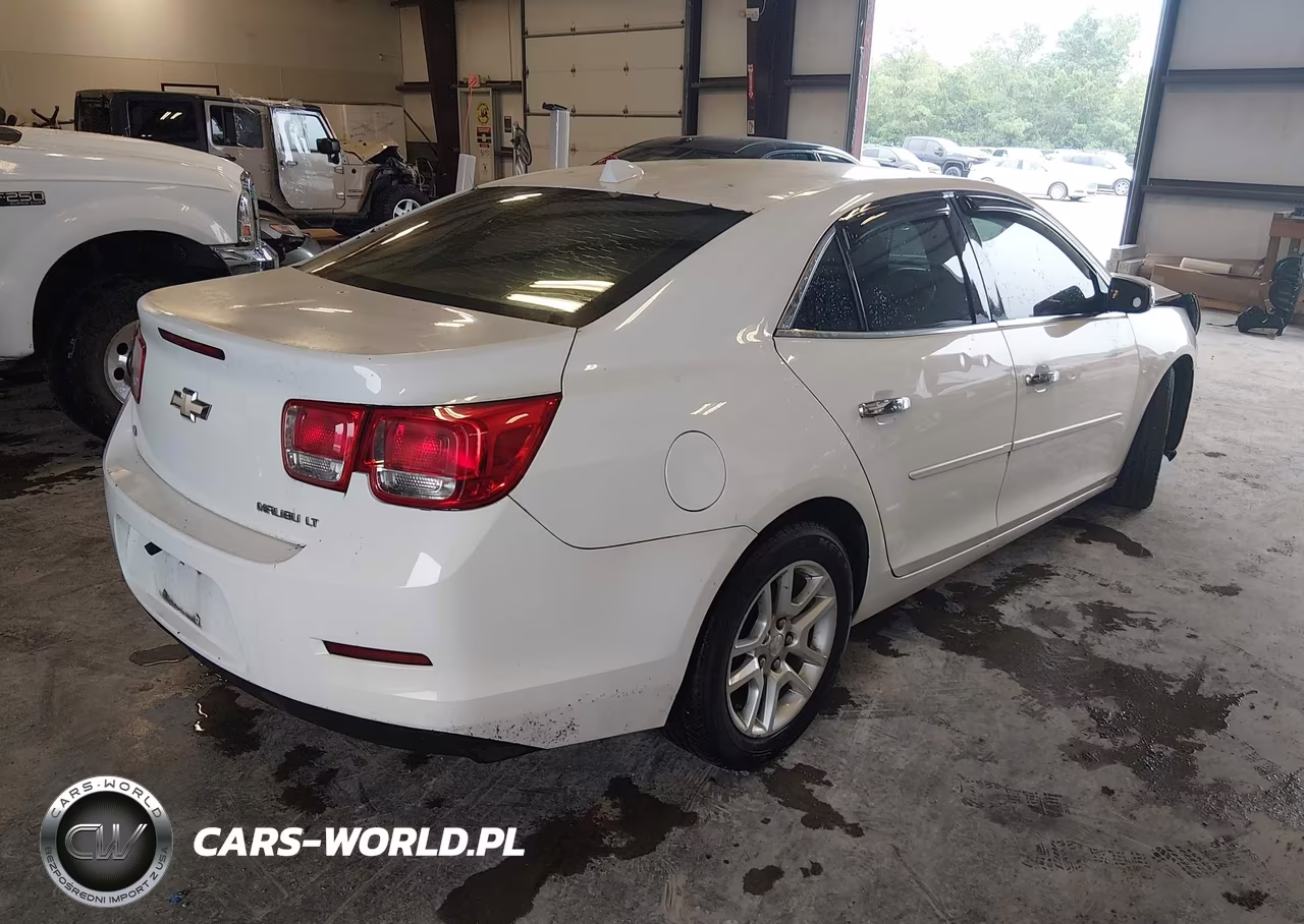 2014 Chevrolet Malibu 1Lt VIN:1G11C5SL1EF299656 - 4