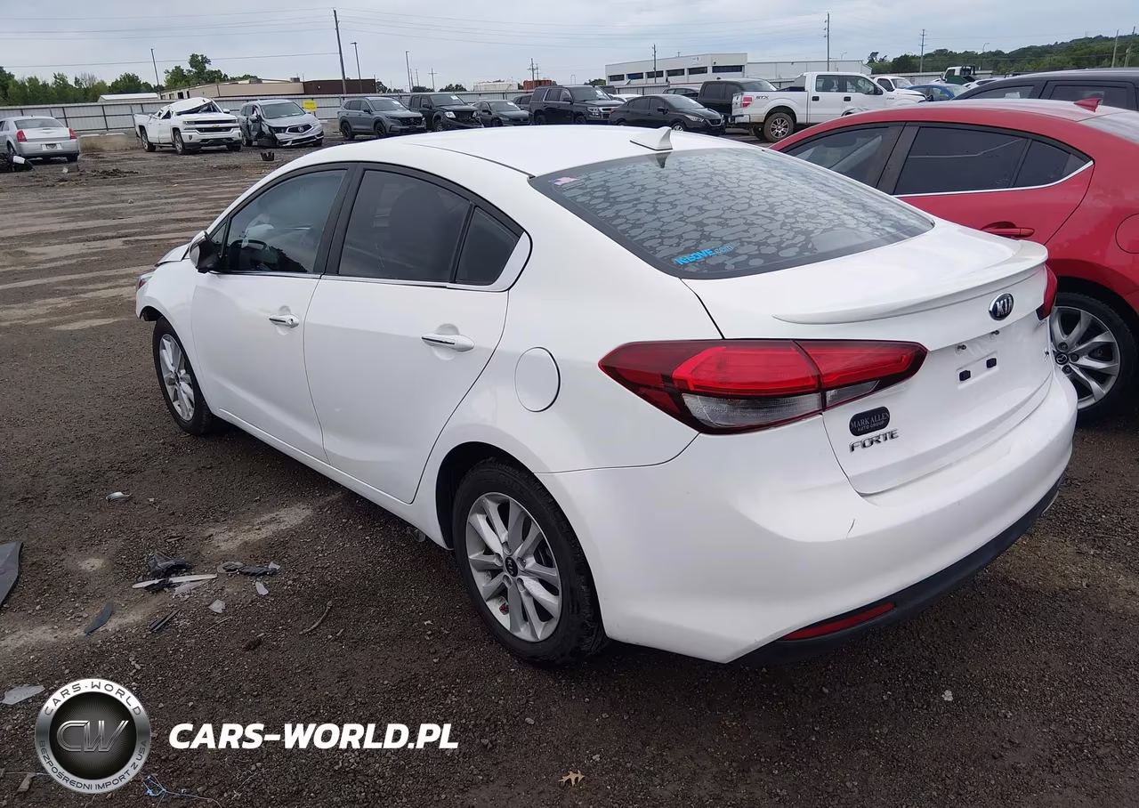 2017 Kia Forte S VIN:3KPFL4A75HE057558 - 3