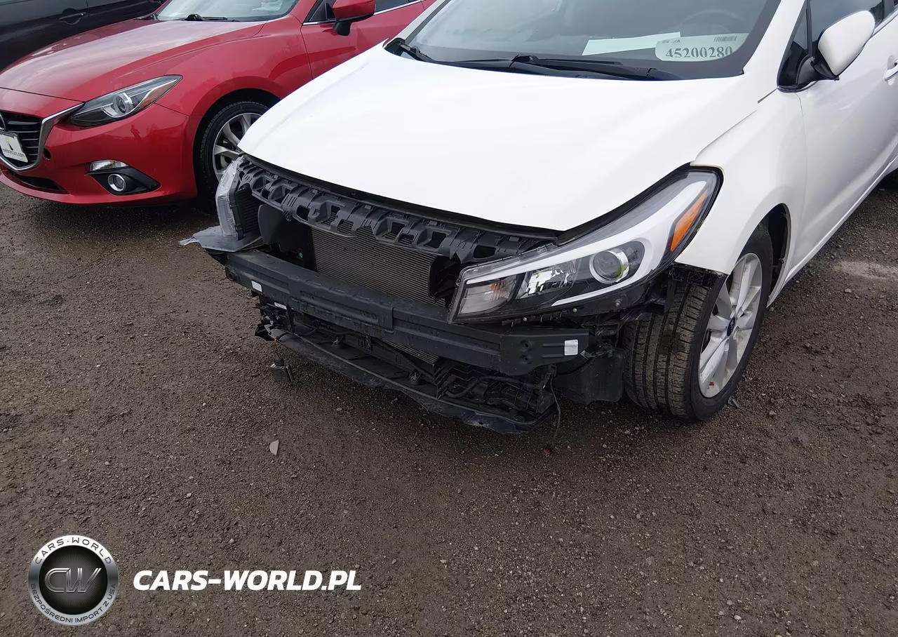 2017 Kia Forte S VIN:3KPFL4A75HE057558 - 6
