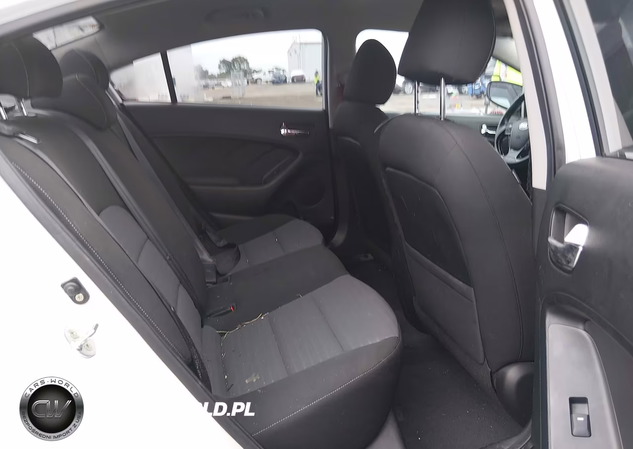 2017 Kia Forte S VIN:3KPFL4A75HE057558 - 8