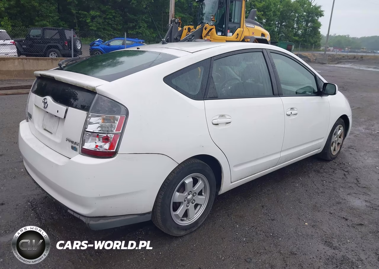 2005 Toyota Prius VIN:JTDKB20U853001582 - 4