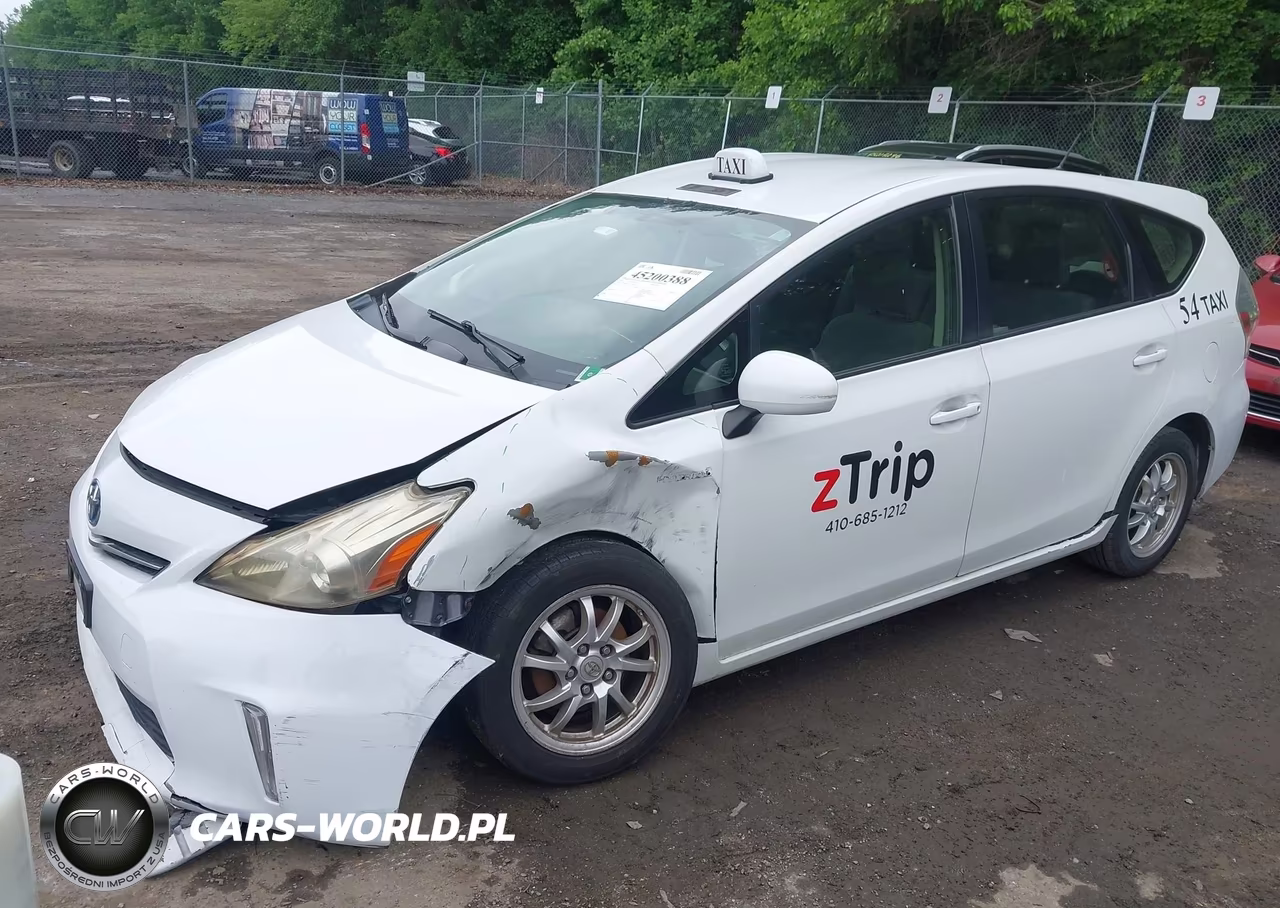 2014 Toyota Prius V Three VIN:JTDZN3EU7E3328933 - 2