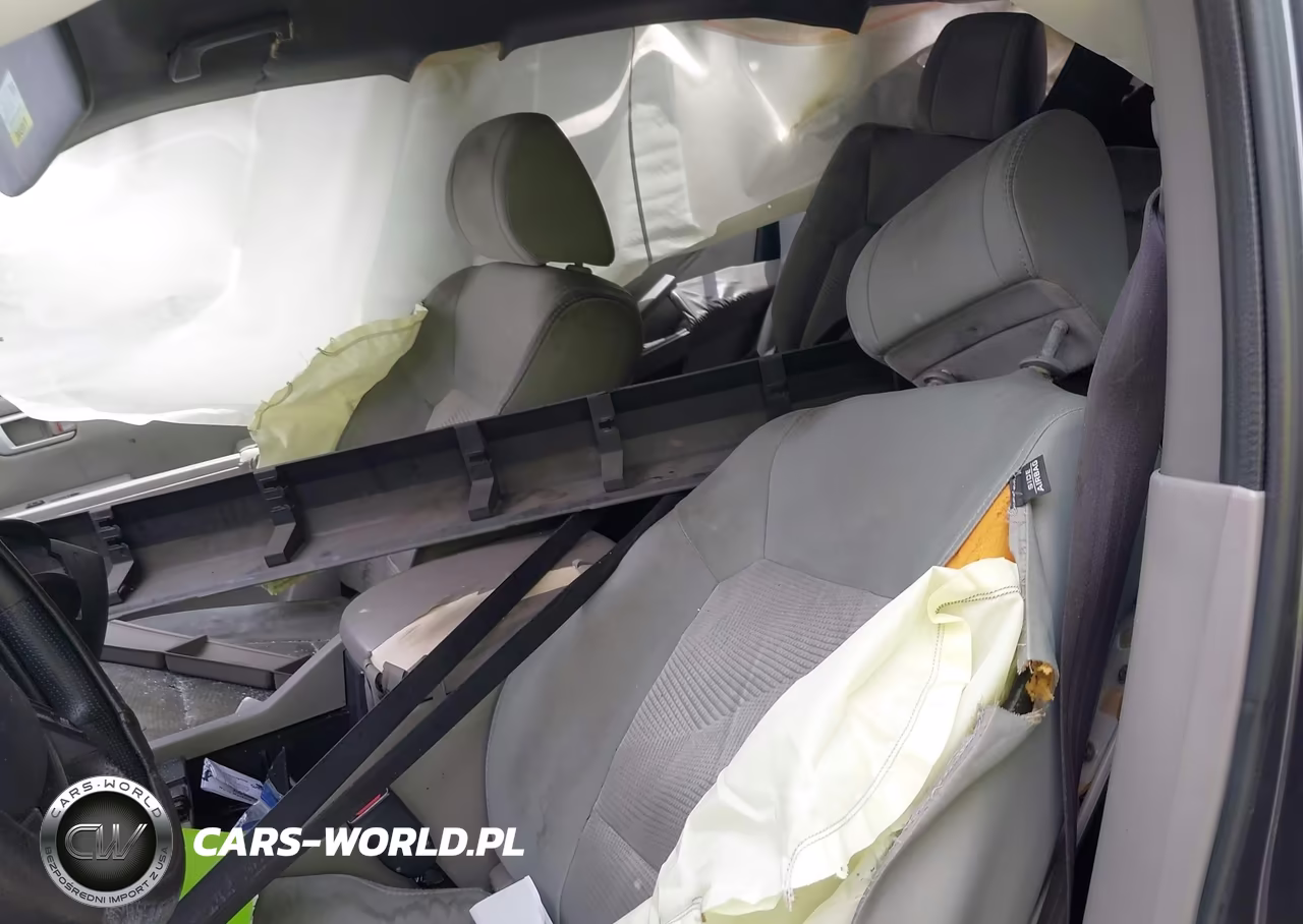 2015 Honda Pilot Lx VIN:5FNYF3H28FB018071 - 16