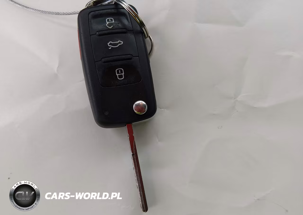 2018 Volkswagen Beetle 2.0T Coast-2.0T S VIN:3VWFD7AT8JM706564 - 11