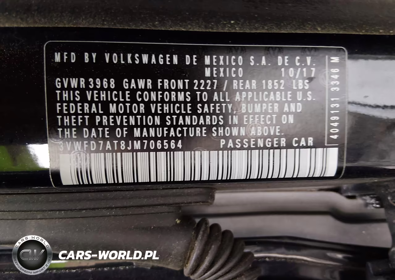 2018 Volkswagen Beetle 2.0T Coast-2.0T S VIN:3VWFD7AT8JM706564 - 9
