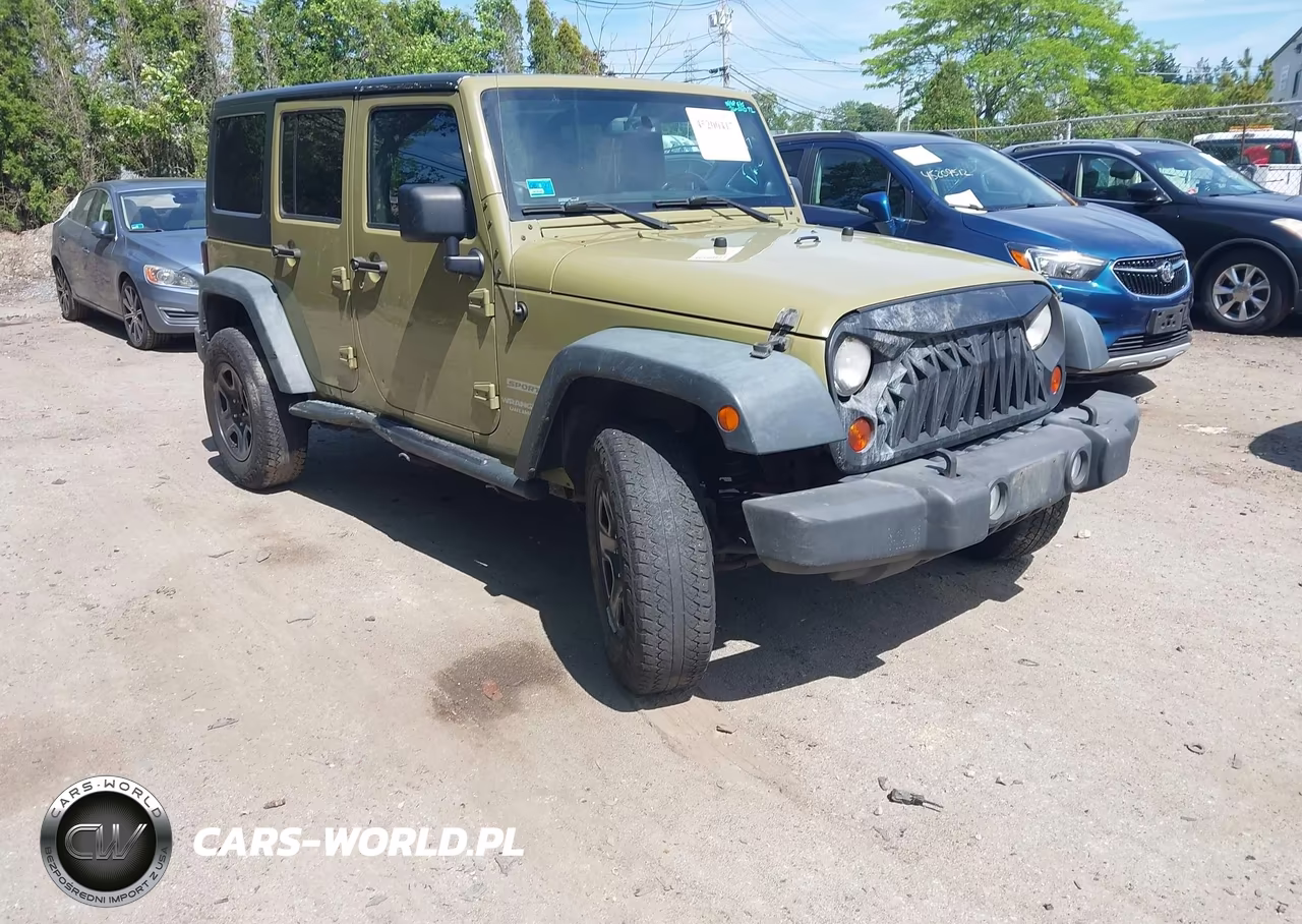 2013 Jeep Wrangler Unlimited Sport – zdjęcie 1 z 17