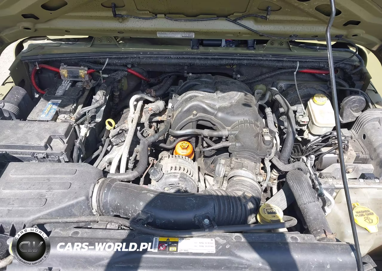2013 Jeep Wrangler Unlimited Sport VIN:1C4BJWDGXDL584198 - 10