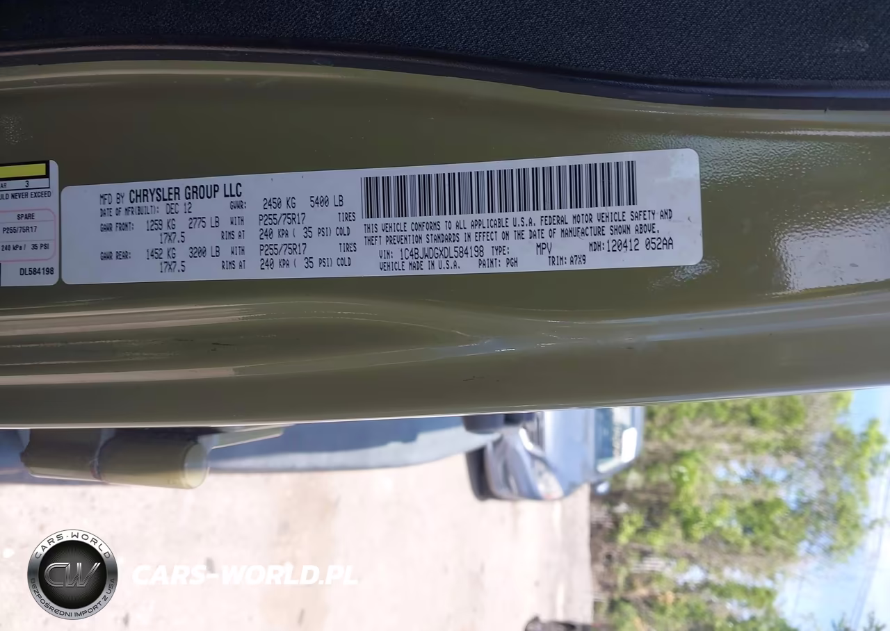 2013 Jeep Wrangler Unlimited Sport VIN:1C4BJWDGXDL584198 - 9