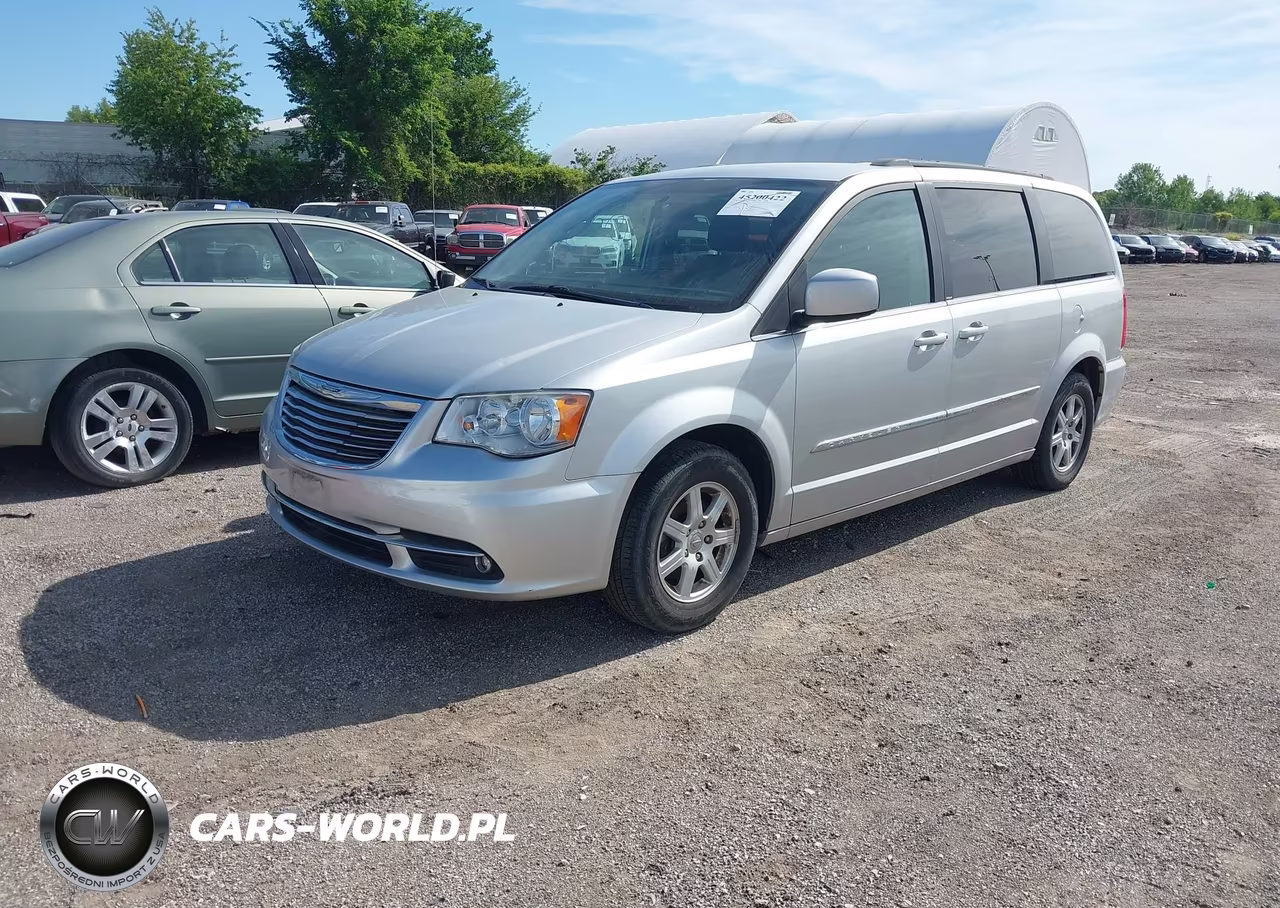 2011 Chrysler Town & Country Touring VIN:2A4RR5DG4BR637011 - 2