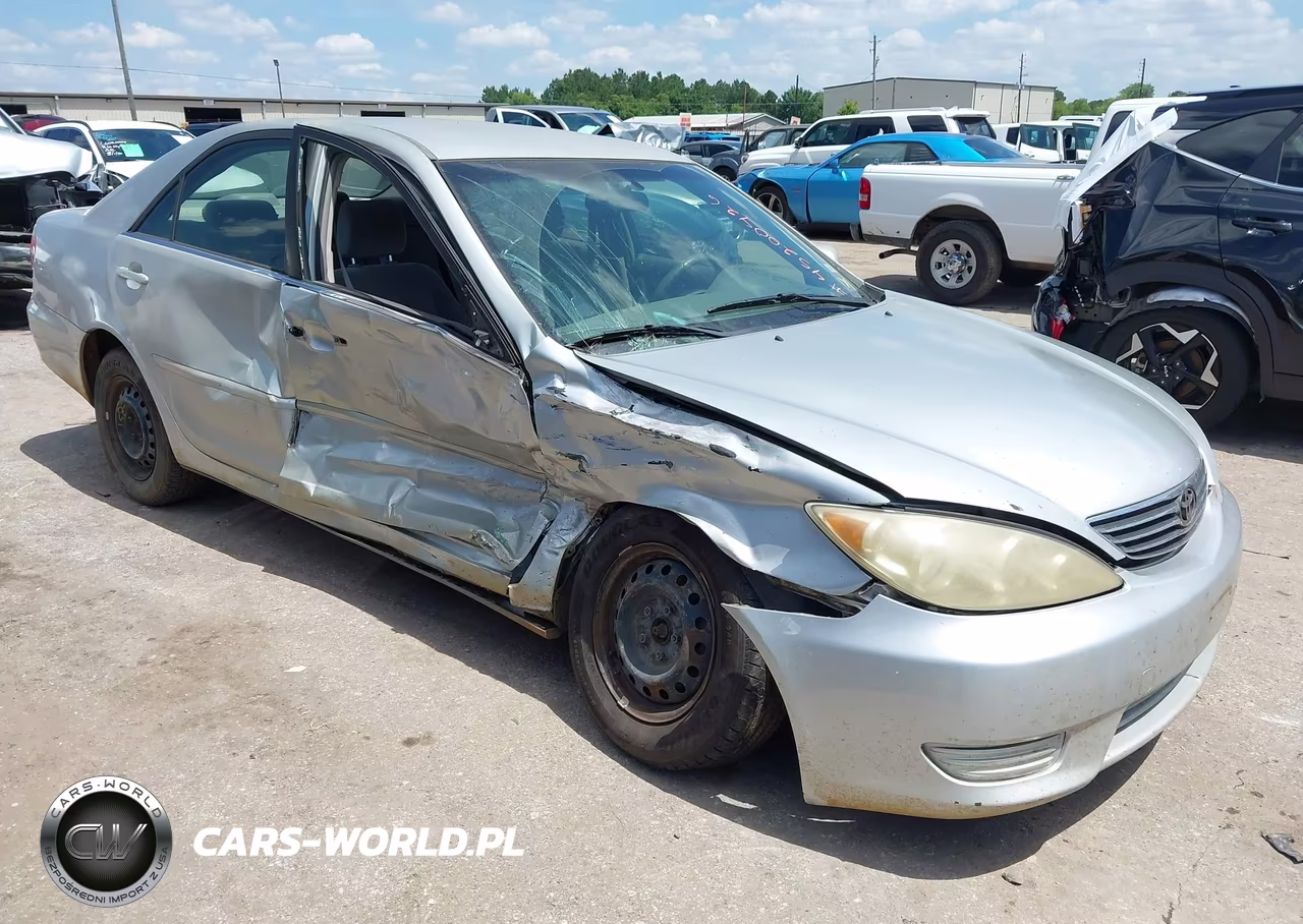 2005 Toyota Camry Le VIN:JTDBE32K053032267 - 6