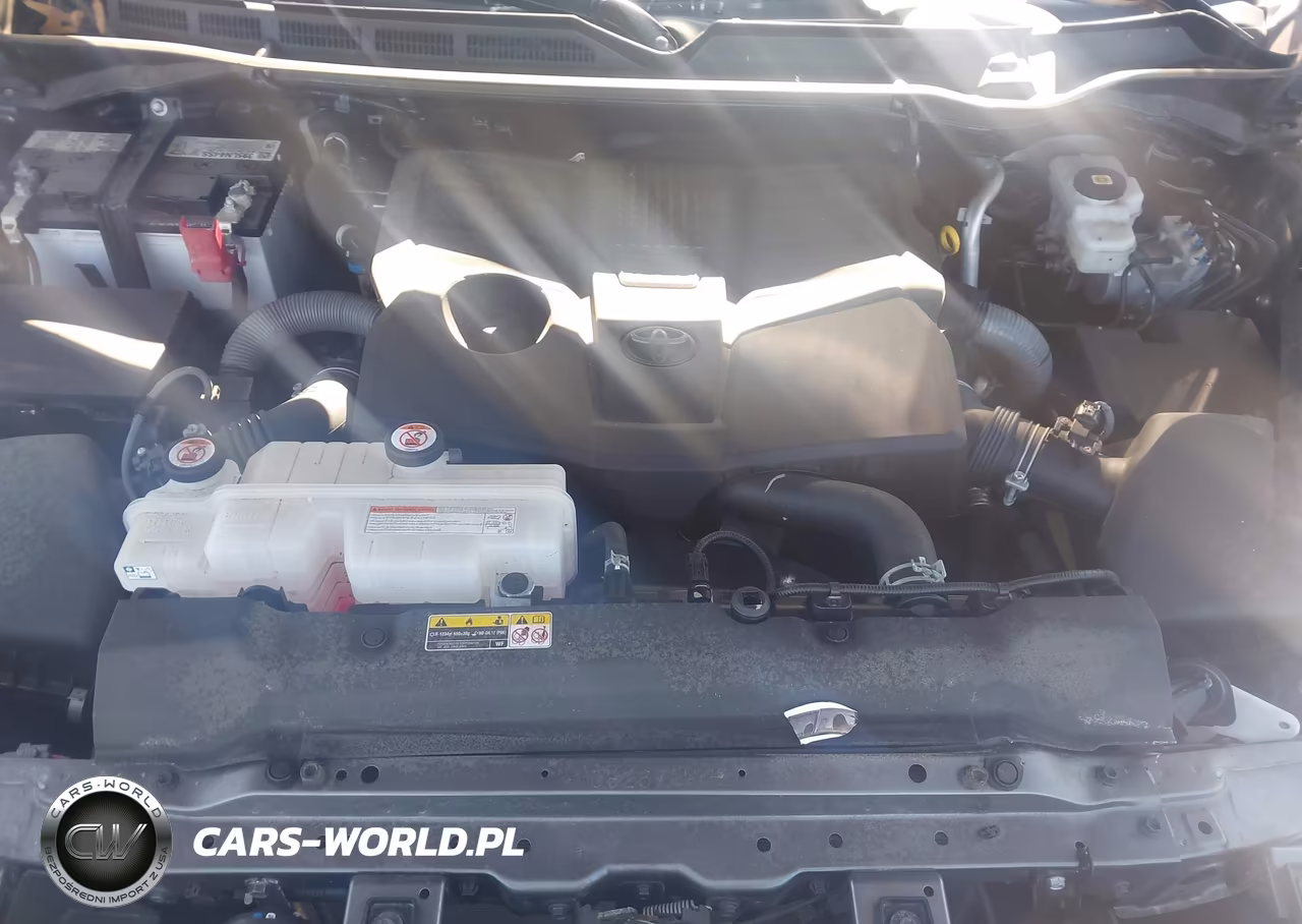 2025 Toyota Tundra Sr5 VIN:5TFLA5DB5SX251318 - 10