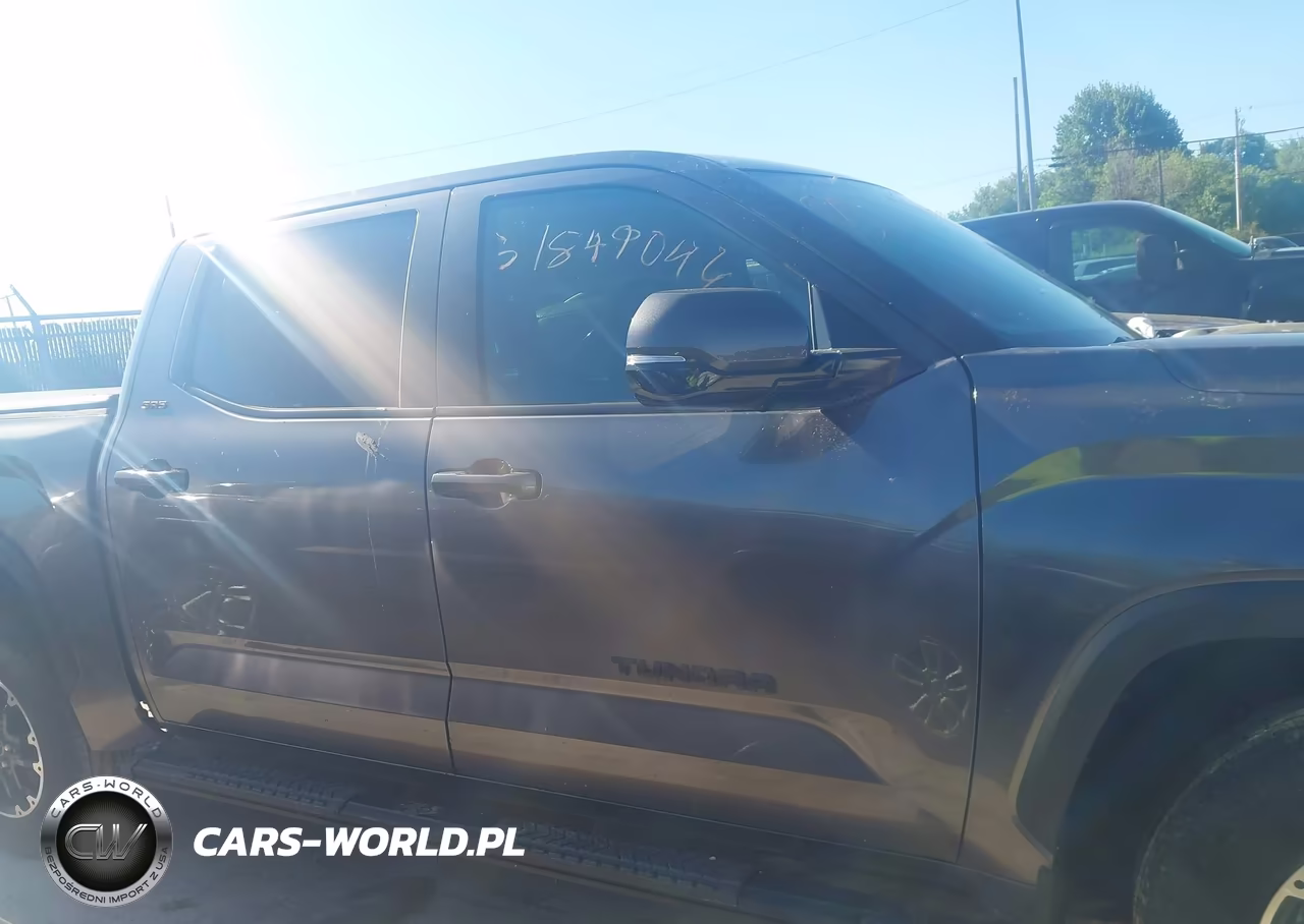 2025 Toyota Tundra Sr5 VIN:5TFLA5DB5SX251318 - 13