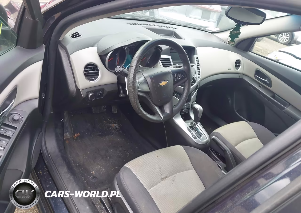 2014 Chevrolet Cruze Ls Auto VIN:1G1PA5SG9E7250833 - 5